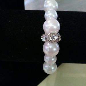 White Pearl Bracelet